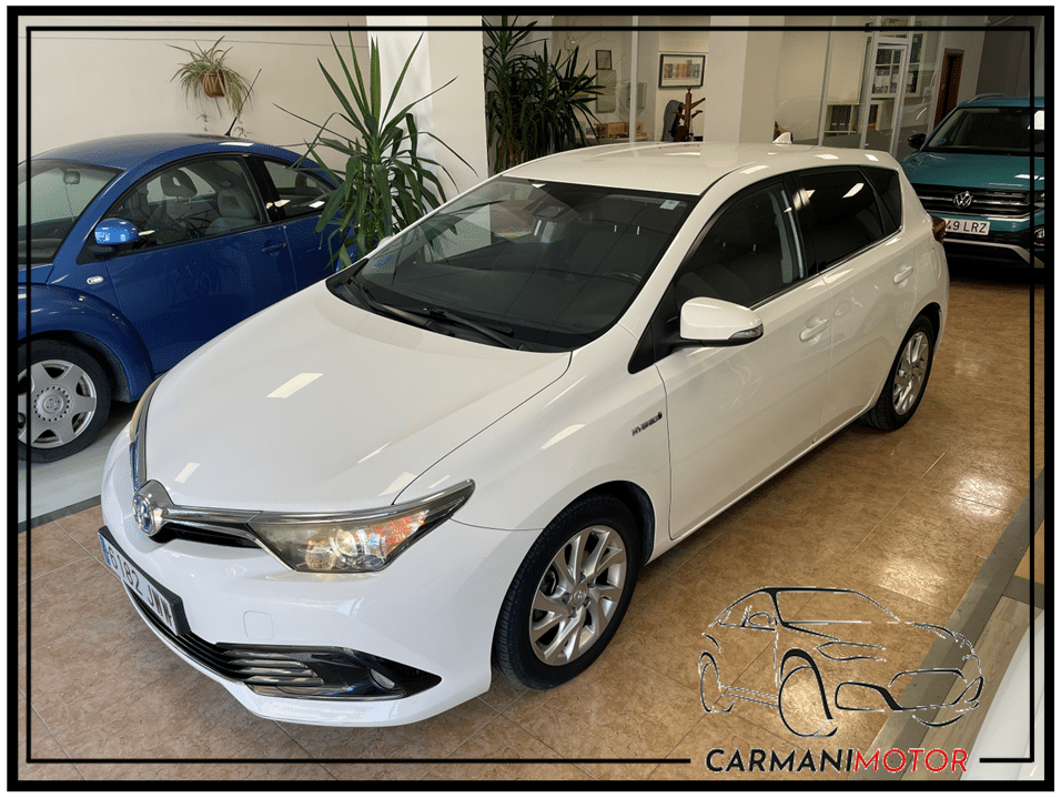 Toyota Auris  Hybrid 140H Active