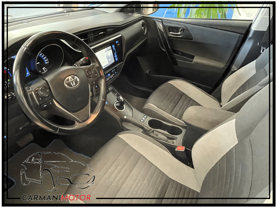 Toyota Auris  Hybrid 140H Active