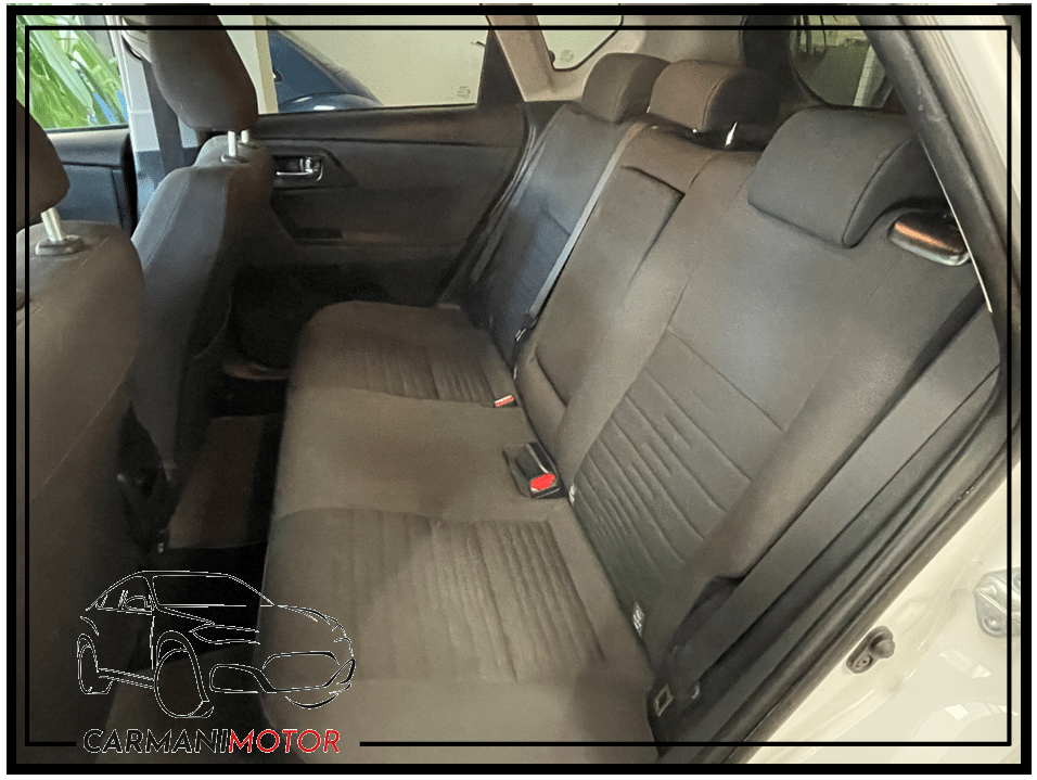 Toyota Auris  Hybrid 140H Active