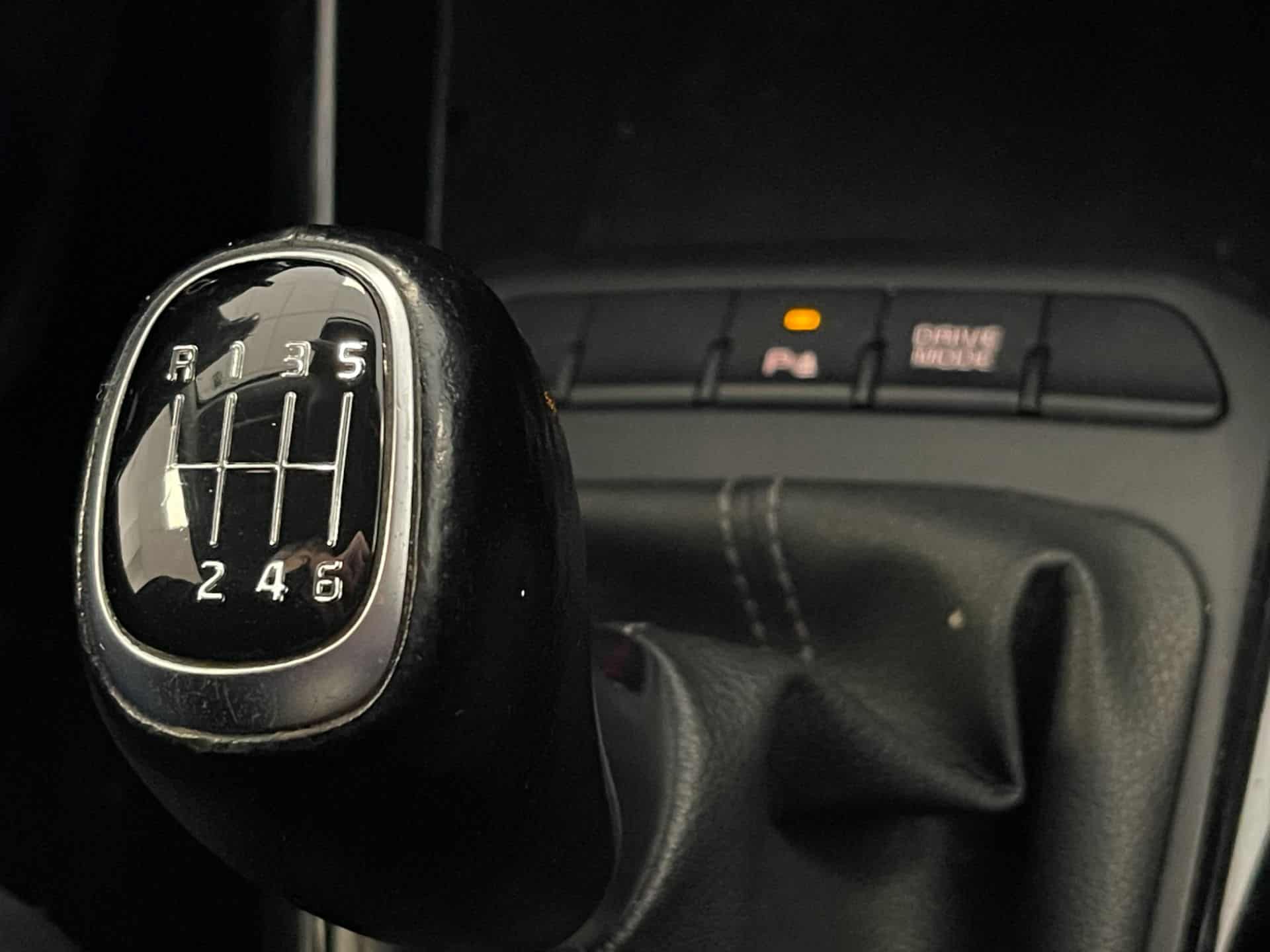 Kia Stonic  T-GDi Drive 120CV – Cámara Apple CarPlay Muy cuidado